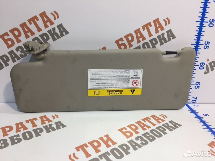 Рено Дастер Козырёк солнцезащитный правый Прав