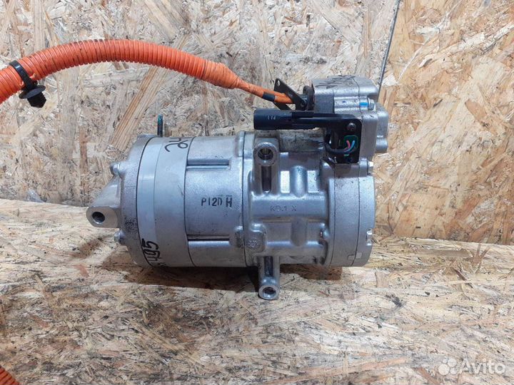 Компрессор кондиционера Tesla Model S 2015