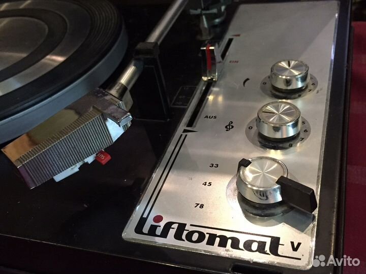 Telefinken Liftomat V проигрыватель винила