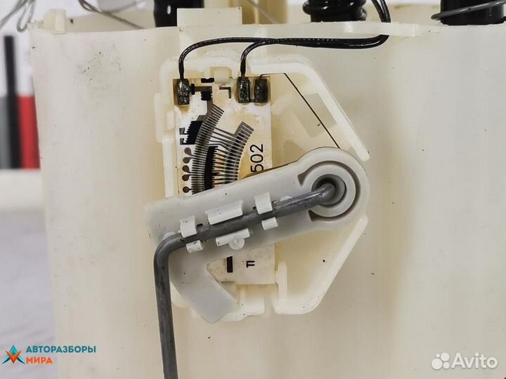 Датчик уровня топлива Volvo S40 рест. 2004