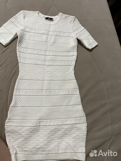 Платье elisabetta franchi 40
