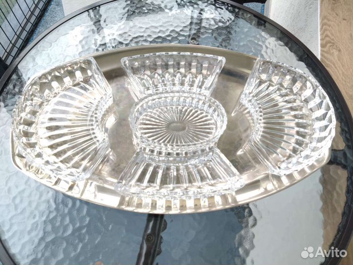 Хрустальная менажница на мельхиоровом подносе