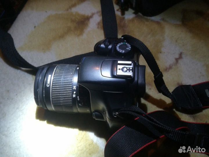 Зеркальный фотоаппарат