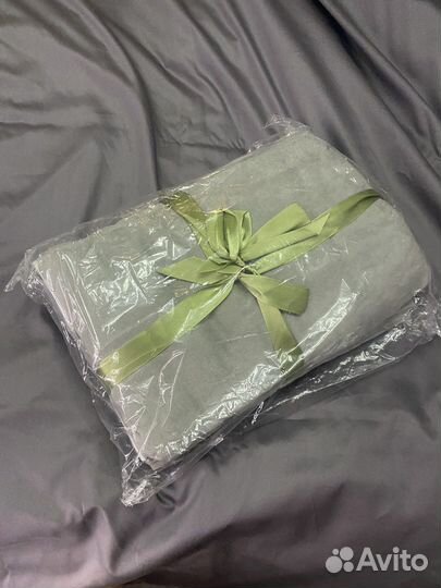 Шторы и 2 наволочки