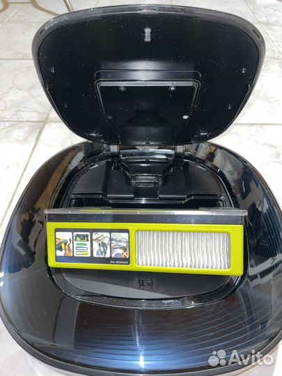 Умный робот-пылесос LG HOM-BOT square