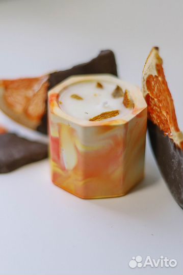 Ароматическая свеча