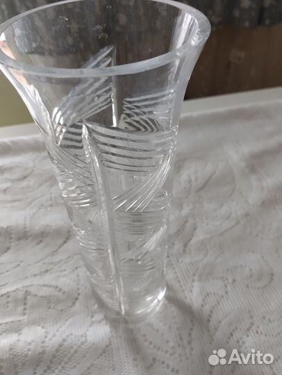 Хрустальная ваза