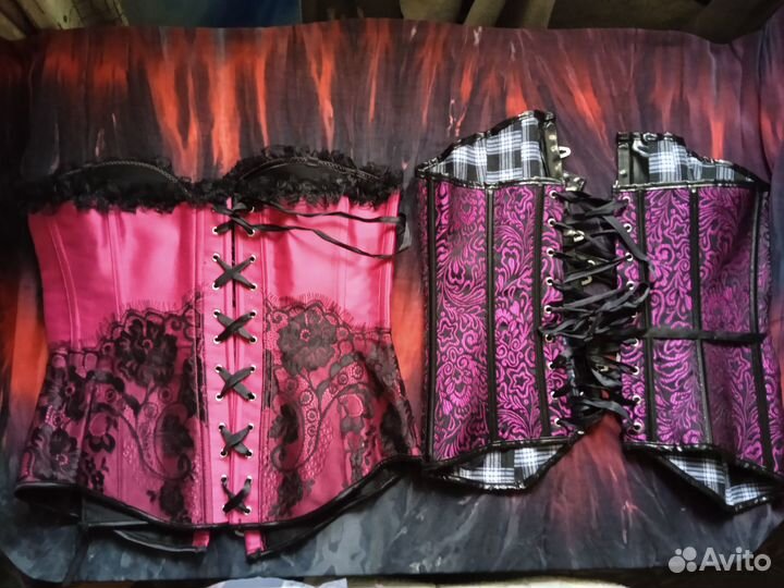 Корсет утягивающий на шнуровке