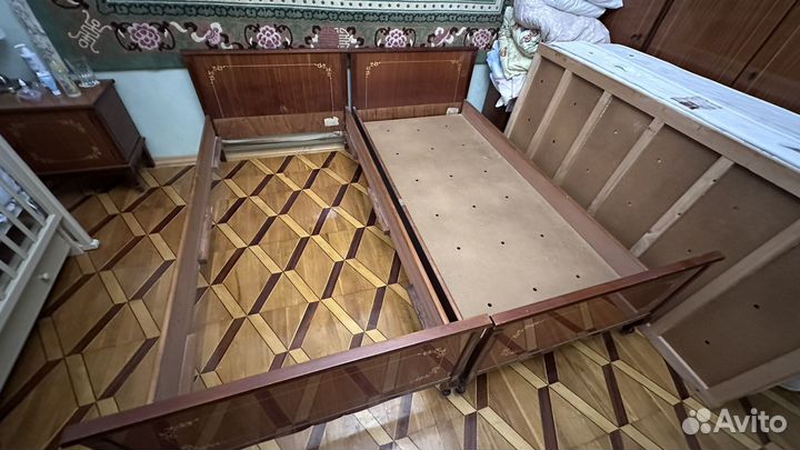 Кровать двухспальная с матрасом бу