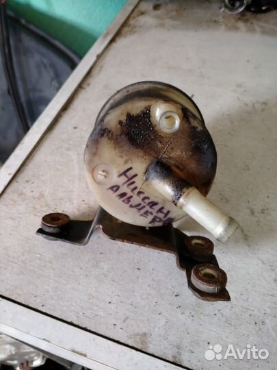 Бачок гидроусилителя руля Ниссан Альмера классик Б