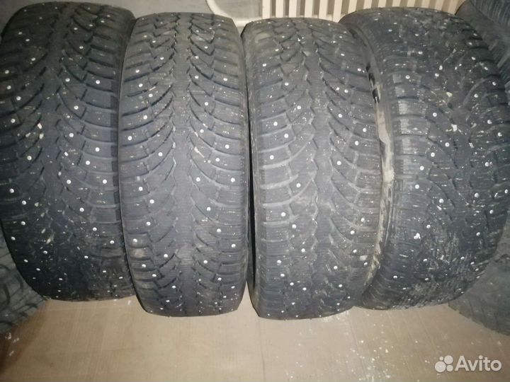 Pirelli Formula Ice 225/60 R17