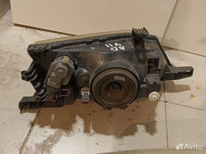 Фара Nissan Ad Y11