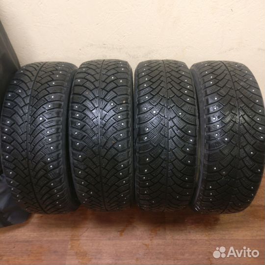 Bfgoodrich G-Force Stud 215/55 R17 98