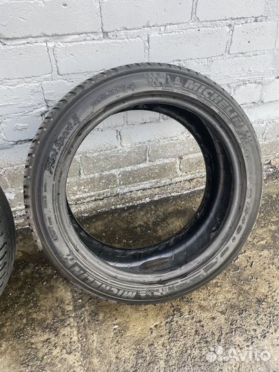 Michelin Pilot Sport 3 235/45 R18 98Y