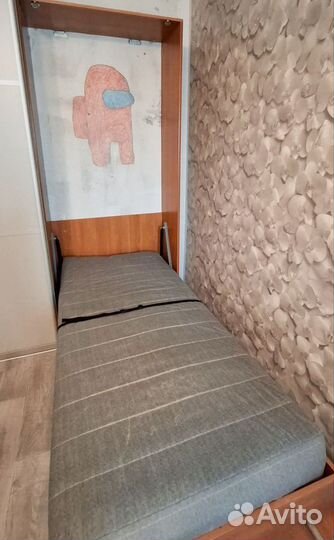 Кровать с подъемным механизмом