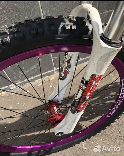 Велосипед specialized