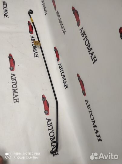 Держатель капота Ford Focus 3 2011-2019