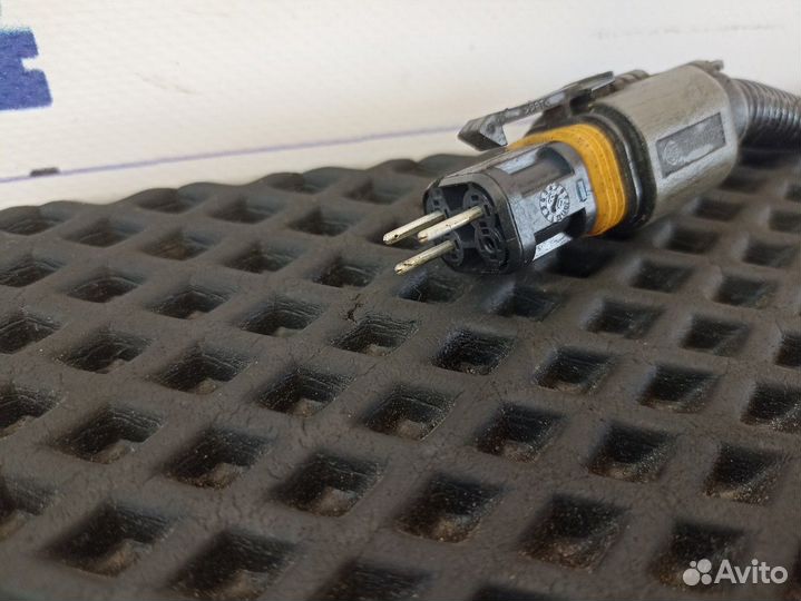 81254536856 Провод датчика износа колодок