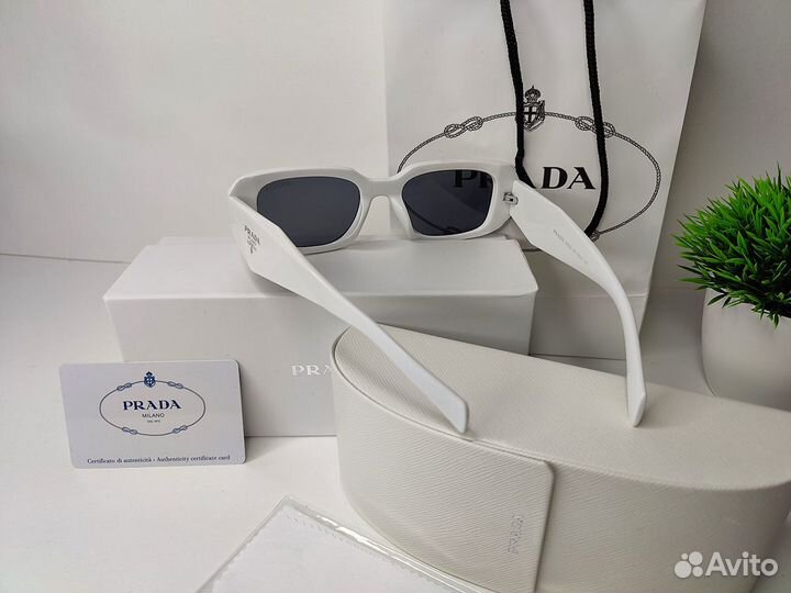 Очки Prada Milano White