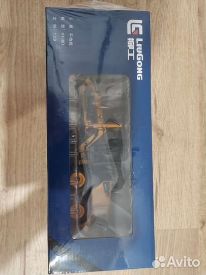 Коллекционная модель автогрейдера LiuGong 4180D