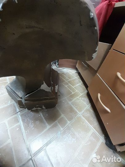 Бюст В.И. Ленина гипс