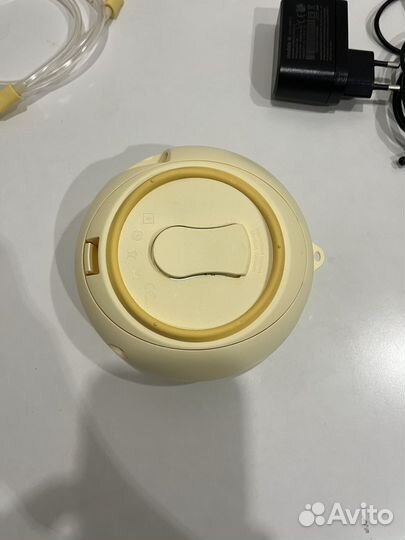 Электрический молокоотсос medela swing