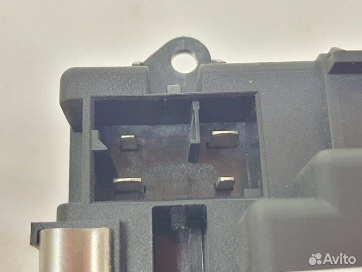 Резистор печки Audi A6 C6 3.2 2006