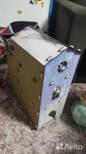 Домик кукольный