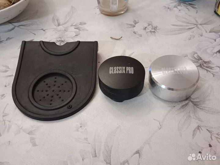 Средство очистки кофемашины, коврик темпера