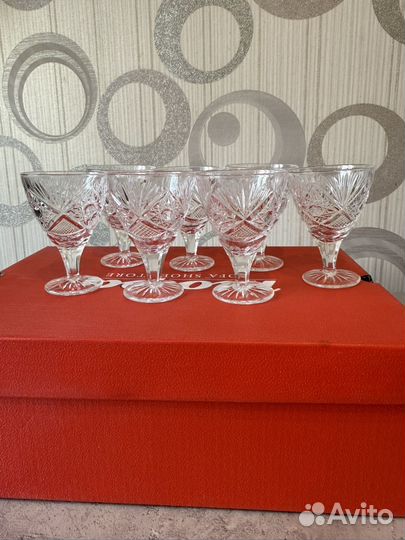 Рюмки хрустальные 7 штук