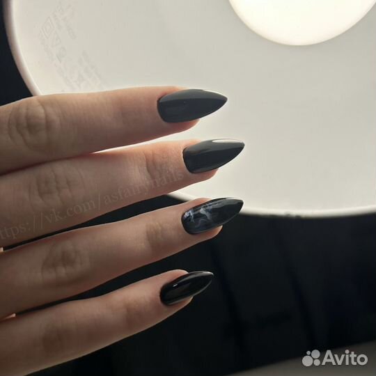 Наращивание ногтей