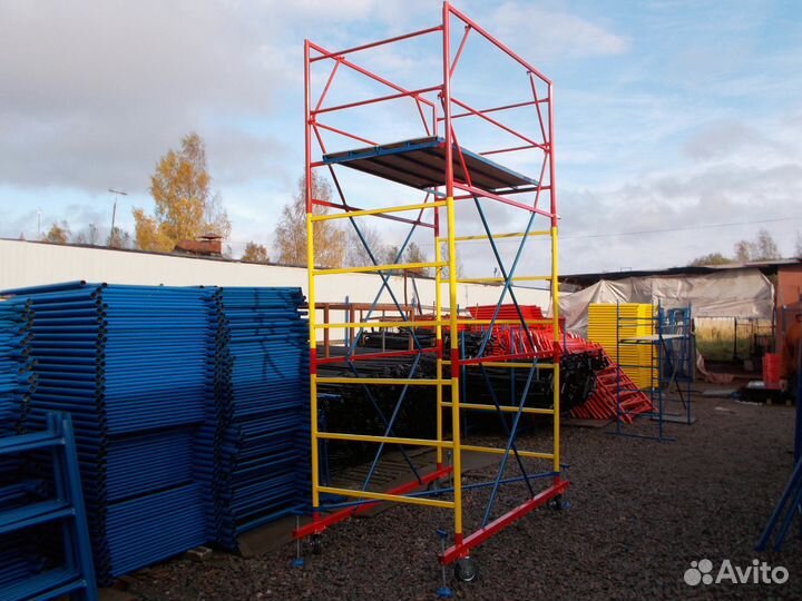 Аренда лестниц, вышки-туры, стремянки