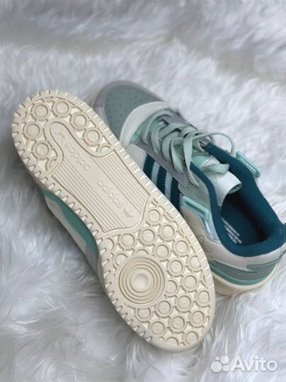 Кроссовки Adidas forum low