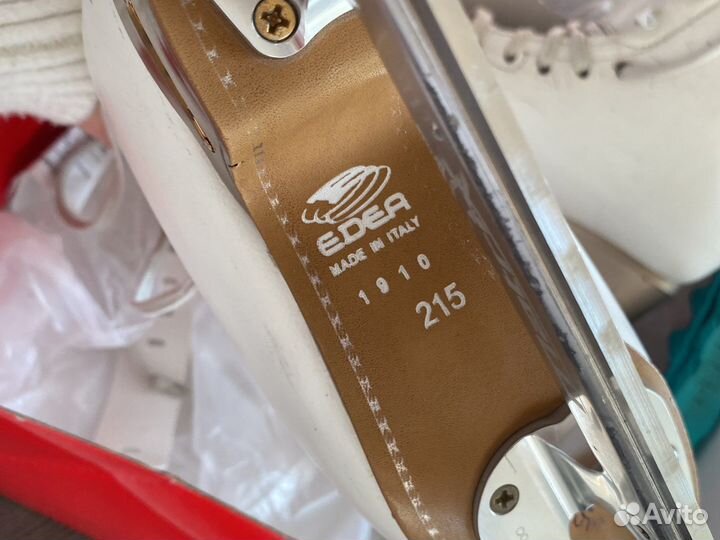 Коньки профессиональные