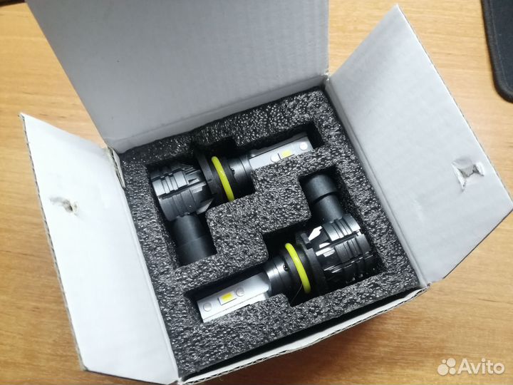 LED лампы HB4 двухрежимные белый/желтый