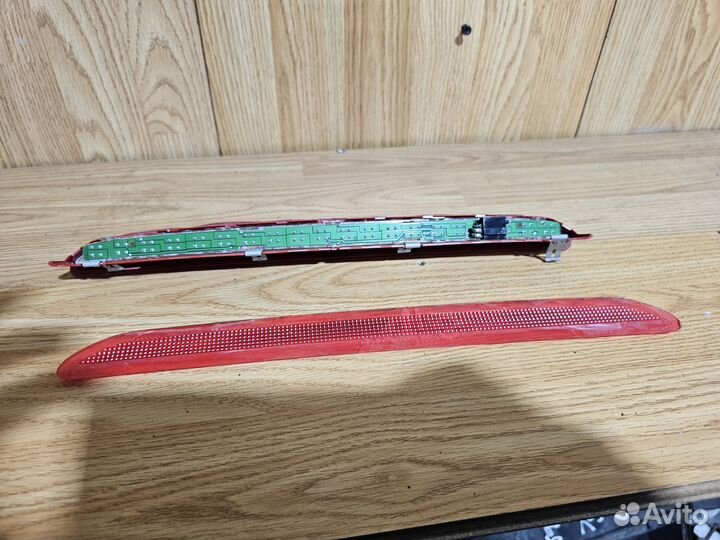 Фонарь задний (стоп сигнал) Volkswagen Tiguan NF