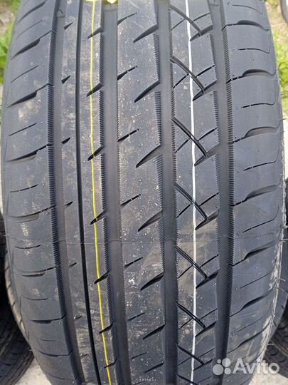 Sonix Prime UHP 08 245/45 R17