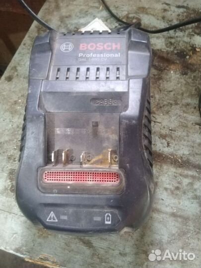 Зарядное устройство для шуруповерта