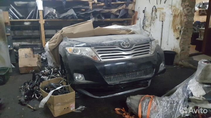 Бампер Тойота Каролла,Ярис,Аурис,Камри