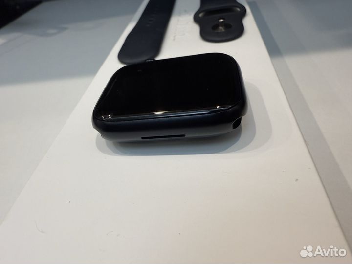 Apple Watch 8 45mm (черные) midnight aluminium