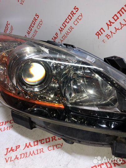 Фара галогеновая правая Mazda 3 Bl BL хетчбек 1.6