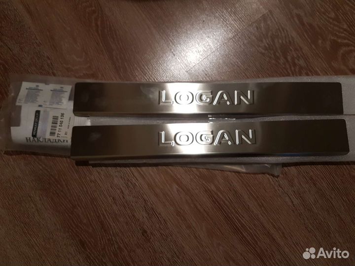 Накладки на пороги renault