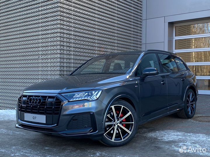 Audi Q7 3.0 AT, 2023