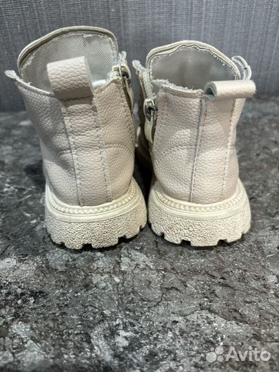 Ботинки на девочку 22 размер