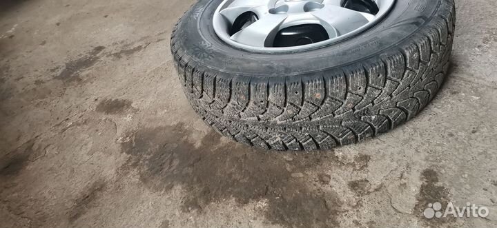 Колёса на hyundai акцент родные диски с колпаками