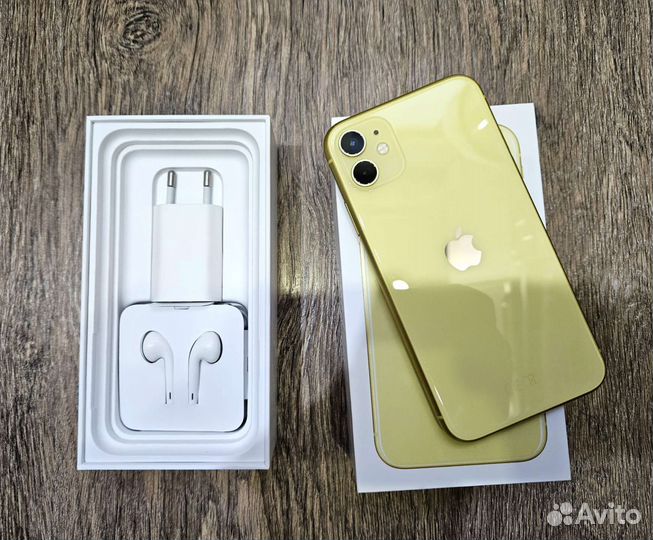 Телефон iPhone 11 128 gb Yellow