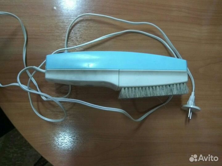 Электрощетка-пылесос