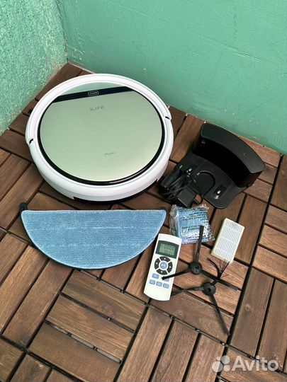 Робот пылесос ilife v50