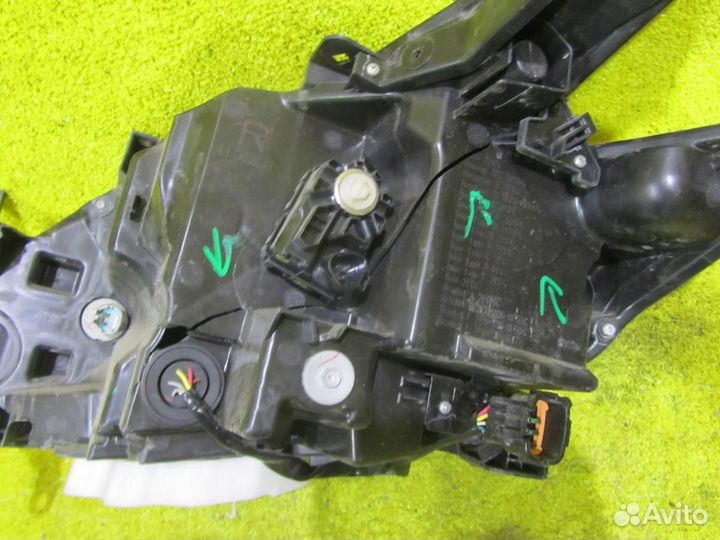 Фара правая Nissan Murano