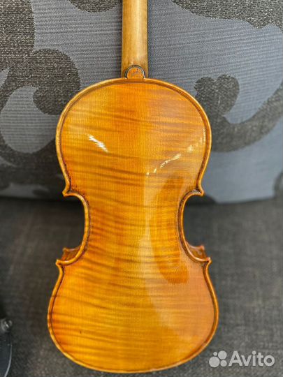 Скрипка мастеровая Laubach Лаубах 1/2